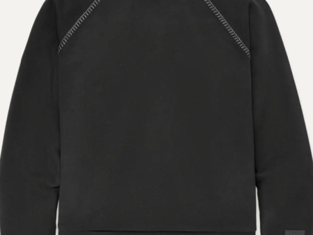 UGG: All Gender Classic Crewneck-Black Fashion