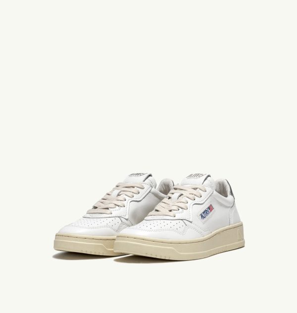 Medalist Low Women Sneakers in Leather Discount