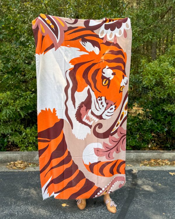 Thrill of the Tiger Print Scarf Online