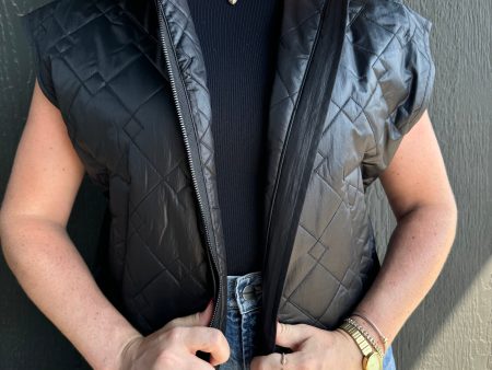 Overshoulder Vest Puffer Jacket with Diamond Shape Quilting Online