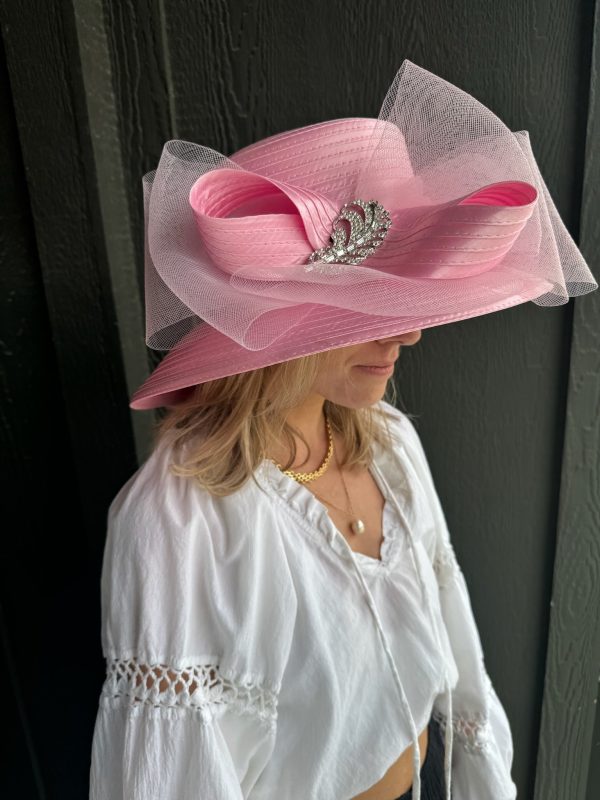 Elizabeth Hat with Broach - Pink Online now