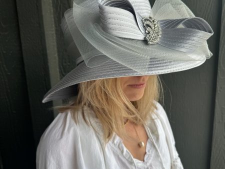 Elizabeth Hat with Broach - Silver Online Sale